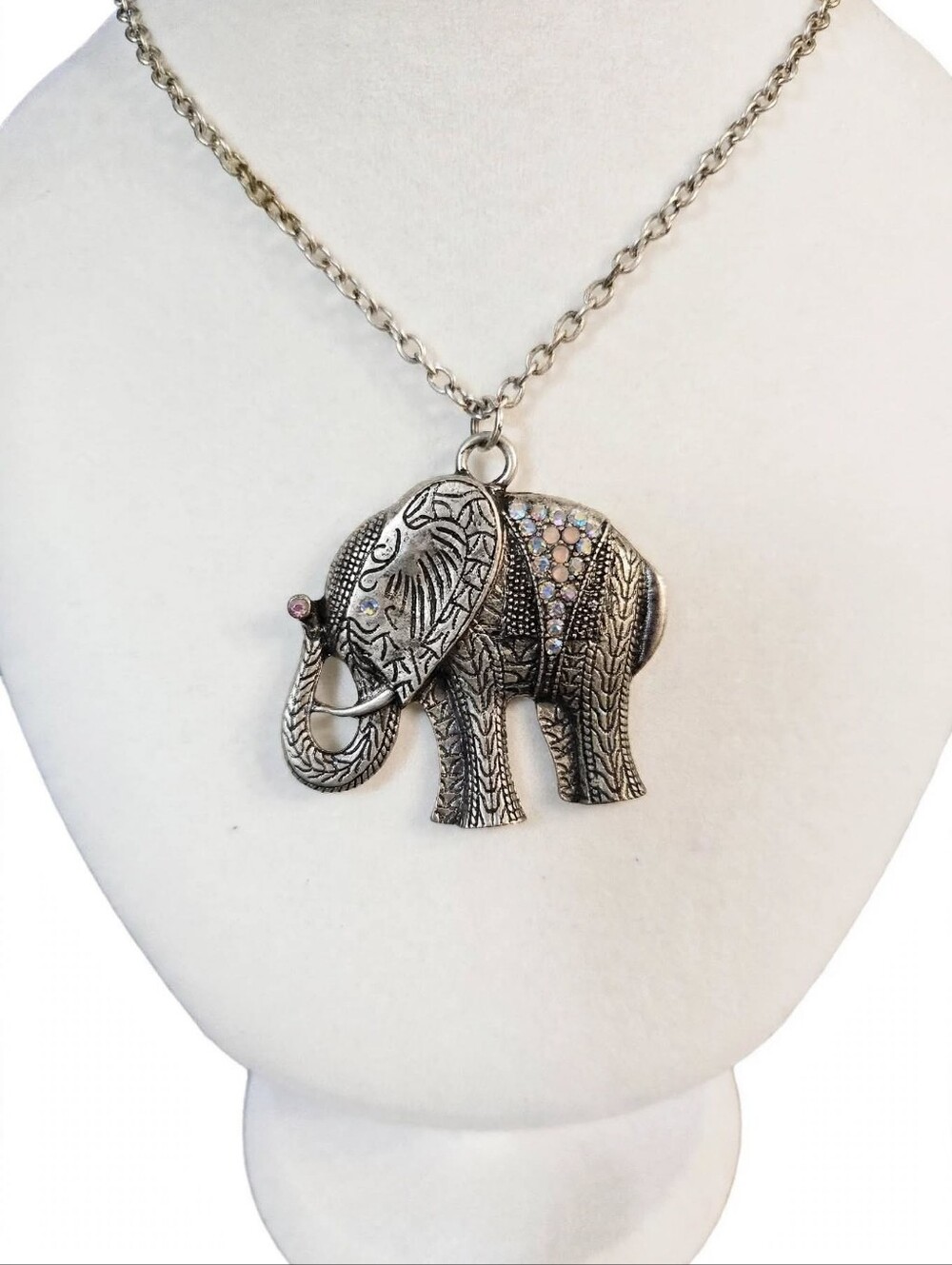 Vintage Silver Elephant Pendant Necklace AB Crystal Rhinestone Boho Tribal State